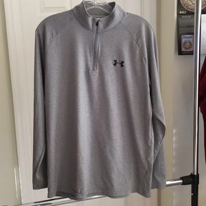 🐝Under Armour Athletic Shirt